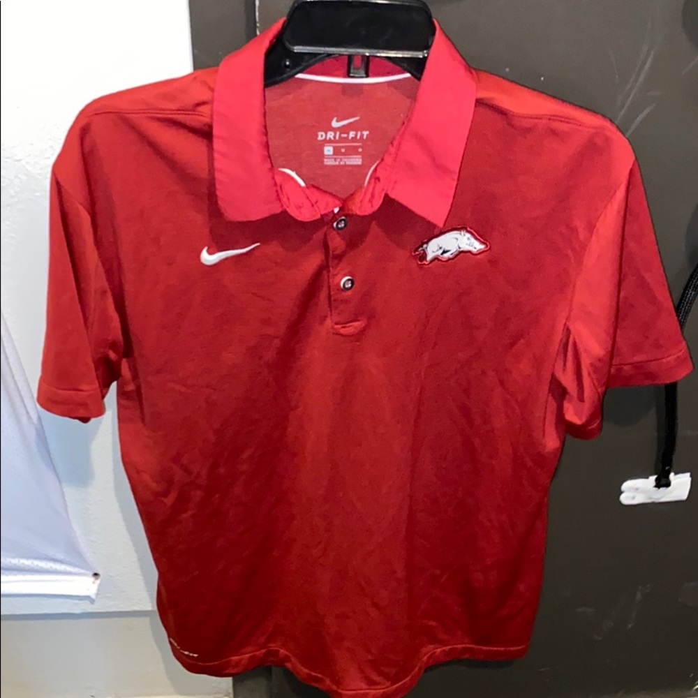 ARKANSAS RAZORBACKS GOLF POLO